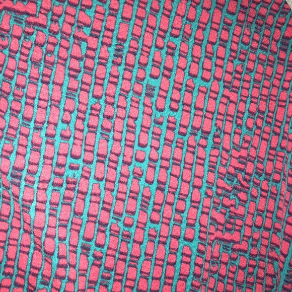 Chic Randy Tee - Picture 2 of 3